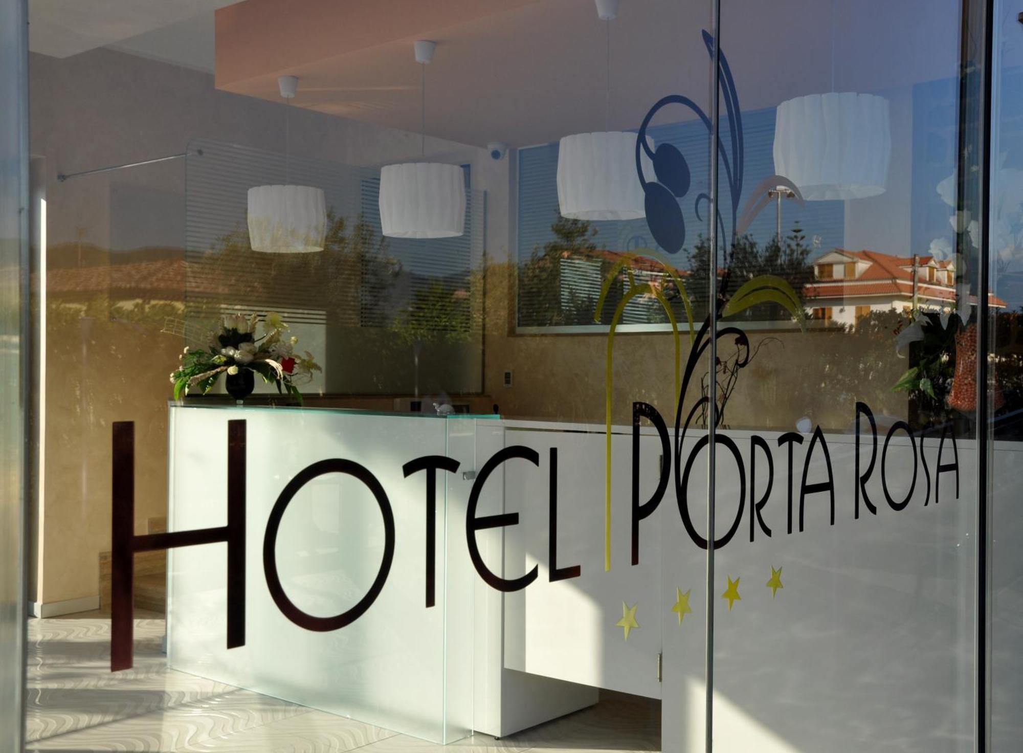 Hotel Porta Rosa Ашеа Экстерьер фото